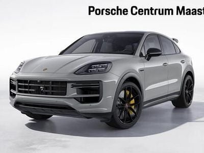 Beige Nieuw 2026 Porsche Cayenne Turbo E-Hybrid SUV | € 266.734 (Duur)
