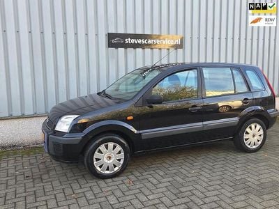 Zwart Gebruikt 2006 Ford Fusion MPV | € 1.950 (Iets duurder)