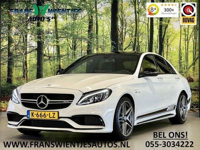 tweedehands Mercedes C63 AMG AMG | 19" Lichtmetaal | Camera | LED | Leder | Cruise Control | Airconditioning | Parkeersensoren | Bluetooth | Elektrische Stoelen |