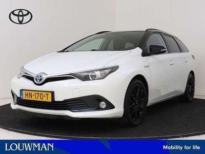 Wit Occasion 2015 Toyota Auris Touring Sports Stationwagen | € 13.950 (Iets duurder)