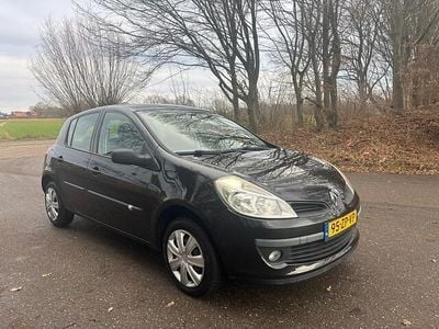 Zwart Occasion 2008 Renault Clio R.S. Hatchback | € 2.450 (Eerlijke prijs)
