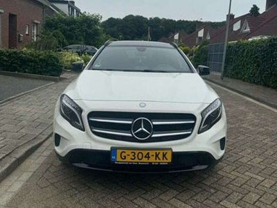 Mercedes GLA200