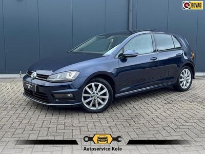 Blauw Gebruikt 2016 VW Golf VII R-line Hatchback | € 17.835 (Eerlijke prijs)
