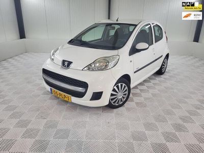 tweedehands Peugeot 107 1.0-12V Millesim 200