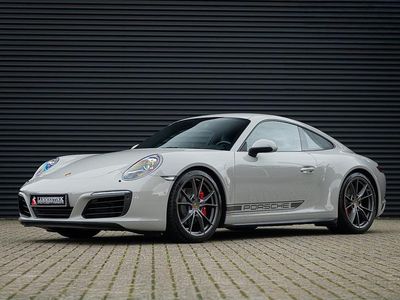 Grijs Occasion 2018 Porsche 911 Carrera 4 Coupé | € 91.495