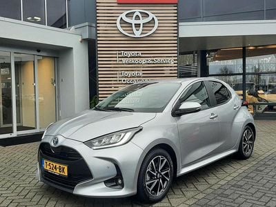 Grijs Gebruikt 2023 Toyota Yaris Style Hatchback | € 20.990 (Goede deal)