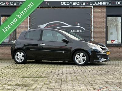 tweedehands Renault Clio 1.6-16V Rip Curl, Half-Leder, Nieuwe APK