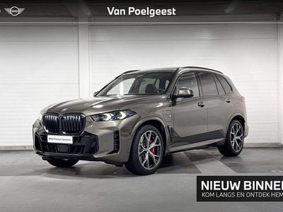 Manhattan metallic (c3d) (grijs metallic) Gebruikt 2025 BMW X5 Performance SUV | € 99.900 (Goede deal)