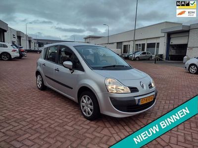 Grijs Occasion 2009 Renault Grand Modus Expression MPV | € 2.999 (Eerlijke prijs)