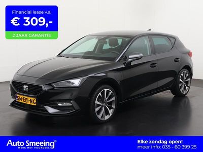 Metallic mythical black (0e) Occasion 2021 Seat Leon FR Hatchback | € 24.895 (Eerlijke prijs)