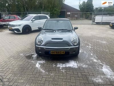 Grijs (metallic) Gebruikt 2004 Mini Cooper S Hatchback | € 3.950 (Goede deal)