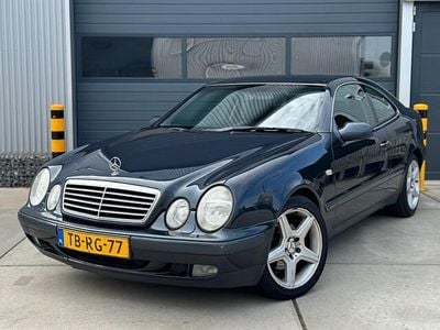 Mercedes 200