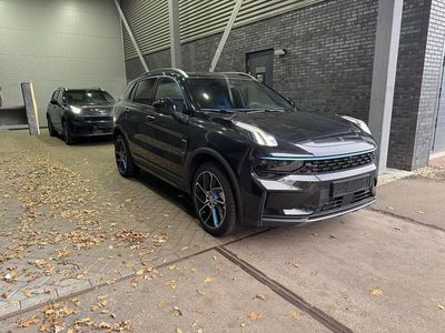 Zwart Nieuw 2025 Lynk & Co 01 SUV | € 33.700 (Eerlijke prijs)