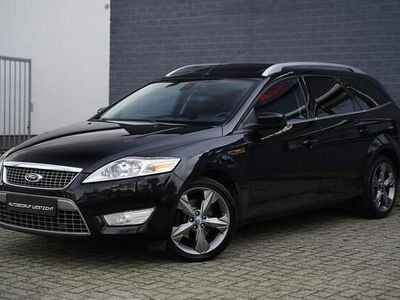 Zwart (metallic) Occasion 2010 Ford Mondeo Titanium Stationwagen | € 8.950