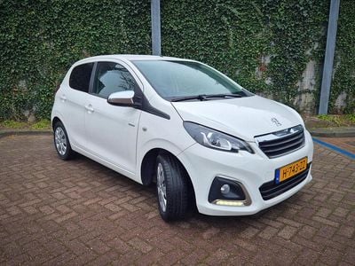 Wit Gebruikt 2020 Peugeot 108 Style Hatchback | € 7.795 (Eerlijke prijs)