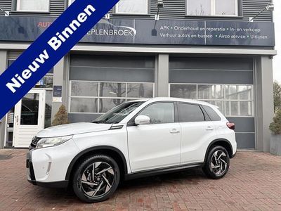 Wit Occasion 2025 Suzuki Vitara Style SUV | € 28.500 (Eerlijke prijs)
