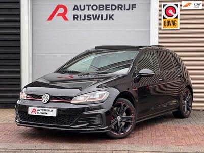 Zwart Occasion 2022 VW Golf VIII GTI Hatchback | € 22.950 (Super prijs)