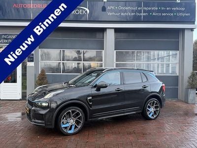 Zwart (metallic) Occasion 2023 Lynk & Co 01 SUV | € 25.950 (Eerlijke prijs)