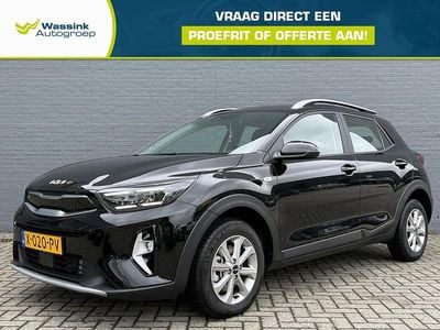 Zwart Gebruikt 2024 Kia Stonic SUV | € 26.335 (Eerlijke prijs)