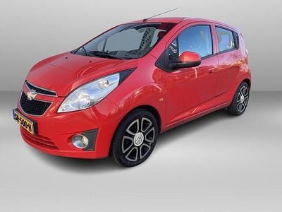 Rood Gebruikt 2011 Chevrolet Spark Hatchback | € 1.950 (Eerlijke prijs)