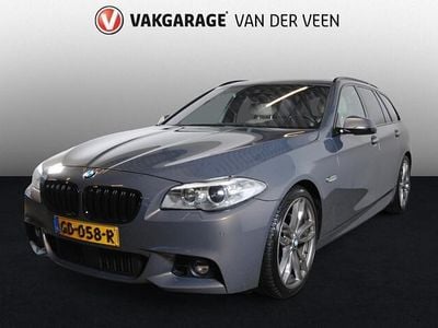 Grijs Occasion 2014 BMW 530 M Sport Stationwagen | € 12.945 (Eerlijke prijs)