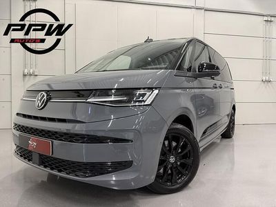 Grijs (metallic) Gebruikt 2022 VW Multivan Pure Van | € 48.850 (Eerlijke prijs)