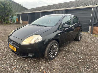 tweedehands Fiat Grande Punto 1.2 Dynamic 5 DEURS NAP 1JAAR APK MOOIE AUTO