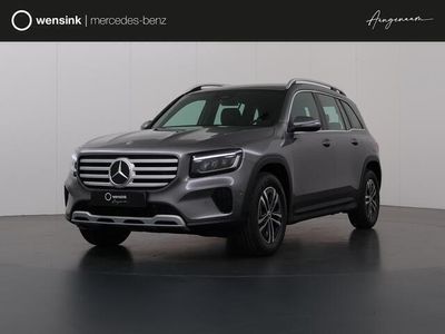 Mercedes GLB180