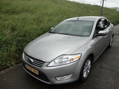 Occasion Ford Mondeo Ghia 125 PK (91 kW) 2008 Grijs Hatchback