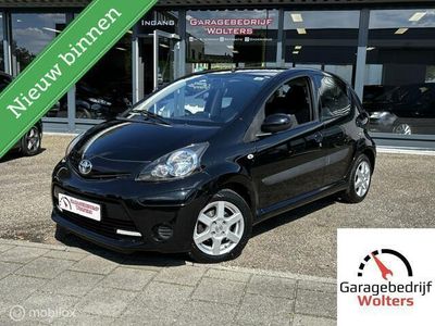 tweedehands Toyota Aygo 1.0 VVT-i Now Top 5 editie airco lmv 5drs nw apk