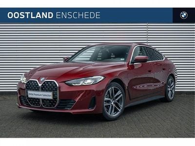 Aventurinrot iii (rood metallic) Occasion 2022 BMW 420 Gran Coupé Comfort Edition Coupé | € 36.950 (Goede deal)