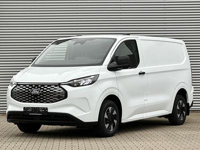 Wit Nieuw 2025 Ford E-Transit Trend Van | € 36.950