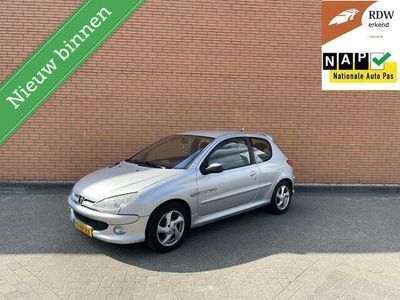 Occasion Peugeot 206 88 PK (64 kW) 2004 Grijs Hatchback