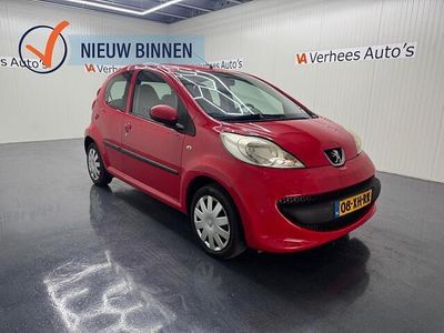 Rood Gebruikt 2007 Peugeot 107 Hatchback | € 1.750 (Eerlijke prijs)