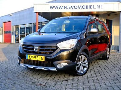 Occasion Dacia Lodgy Stepway 116 PK (85 kW) 2016 Zwart MPV