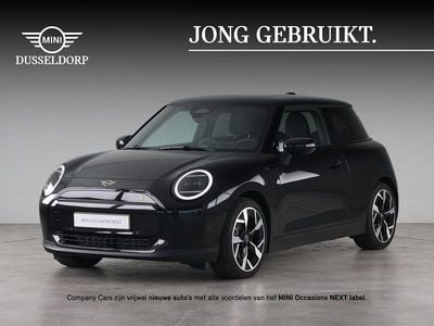 Nieuw Mini Cooper SE Classic 160 kW (218 PK) 2025 Zwart Hatchback