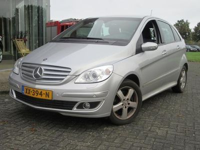 Mercedes B200