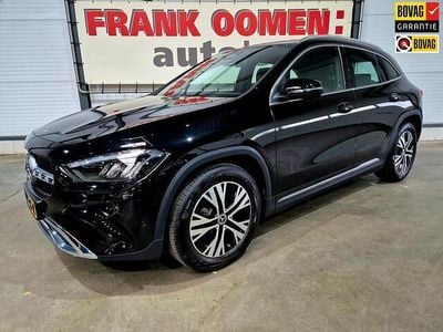 Zwart Occasion 2024 Mercedes GLA200 Luxury SUV | € 43.950