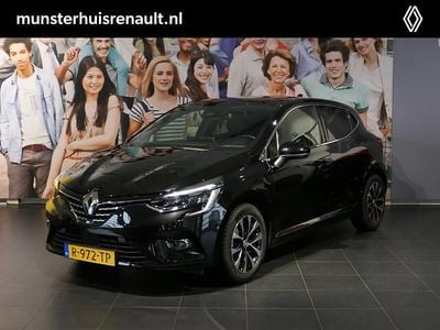 Occasion Renault Clio V Techno 93 PK (68 kW) 2022 Noir étoile gne (donker zwart metallic) Hatchback