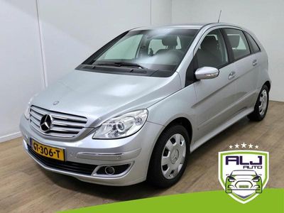 Mercedes B200