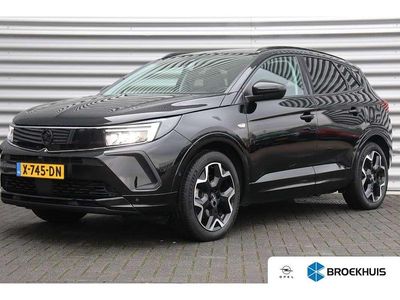 Zwart Occasion 2022 Opel Grandland X Ultimate SUV | € 25.900 (Eerlijke prijs)