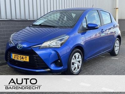 Occasion Toyota Yaris Hybrid Business Edition 101 PK (74 kW) 2017 Blauw Hatchback