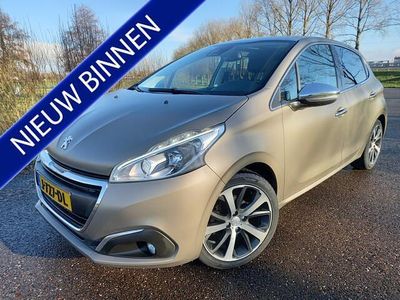Occasion Peugeot 208 GT-line 111 PK (81 kW) 2015 Grijs Hatchback
