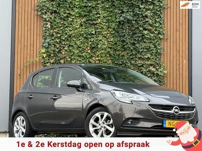Grijs Occasion 2015 Opel Corsa Cosmo Hatchback | € 8.990 (Eerlijke prijs)