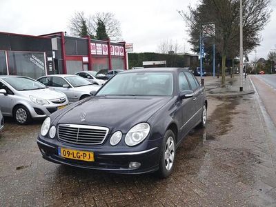 Mercedes E240