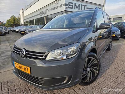 Grijs Gebruikt 2014 VW Touran MPV | € 6.950 (Eerlijke prijs)