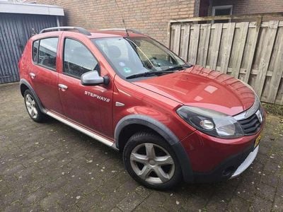 Occasion Dacia Sandero Stepway 84 PK (61 kW) 2011 Rood Hatchback