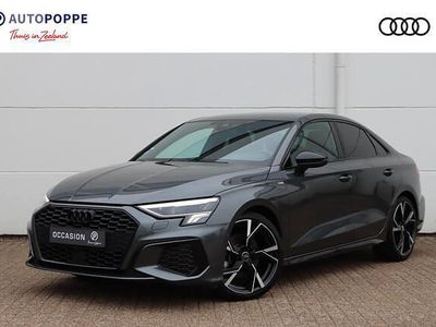 Grijs Gebruikt 2020 Audi A3 Basis Sedan | € 28.950 (Duur)