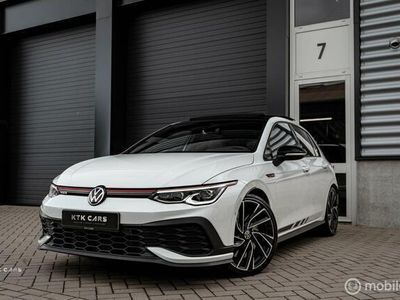 tweedehands VW Golf VIII IV 2.0 TSI GTI CLUBSPORT 300PK- Pearl White- Pano- HK- IQ- Nürburgring