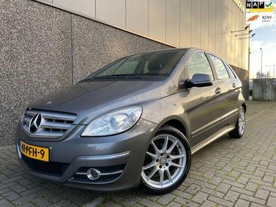 Mercedes B180